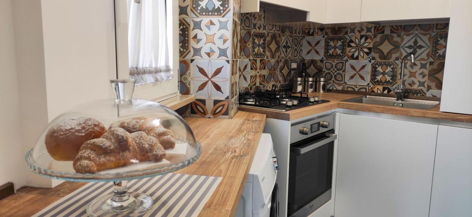 Casa Fortuna A Due Passi Dal Mare 세타라 외부 사진